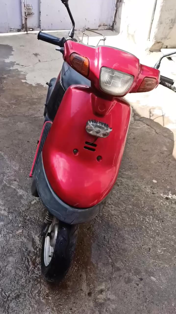 ماطور بوتين محرك معمر وايرمنية شغالة سلف شغال كهربائيات كلها شغالة العنون موصل الايمن السعر 200 بي مجال الرقم ***********
