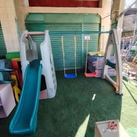 وحدة ألعاب Playria • مراجيح ٢ • كوخ طابقين