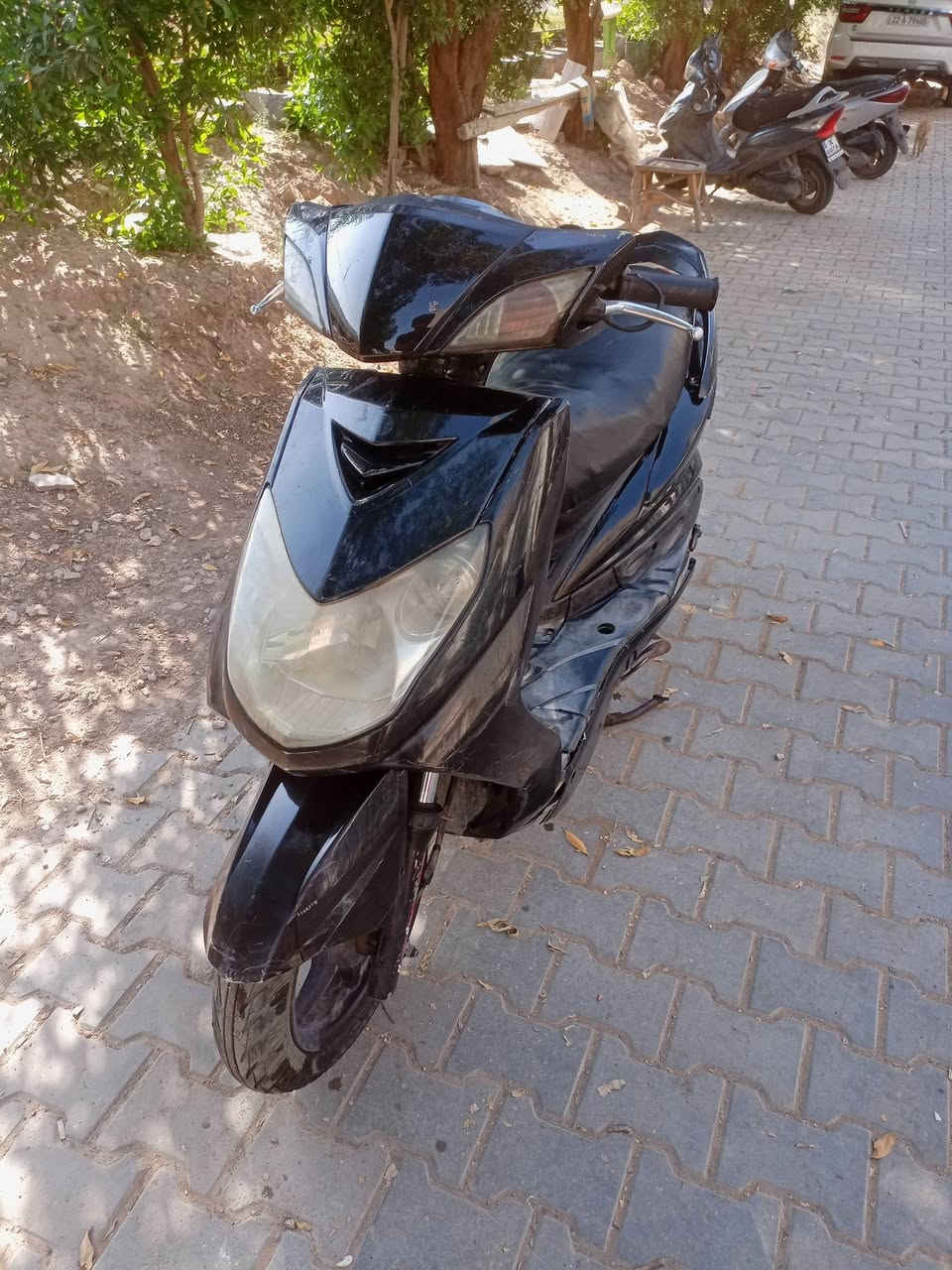 السلام عليكم للبيع دراجه سكنس فحل ياباني الدراجه مكينه ناعمه حيل لاتبخير ولانضوح كهربائيات شغاله استان كهربائي سلف هندر كفرات بلاديه مكاني بغداد العطيفيه السعر 400 قفله هذه رقمي *********** اتصال
