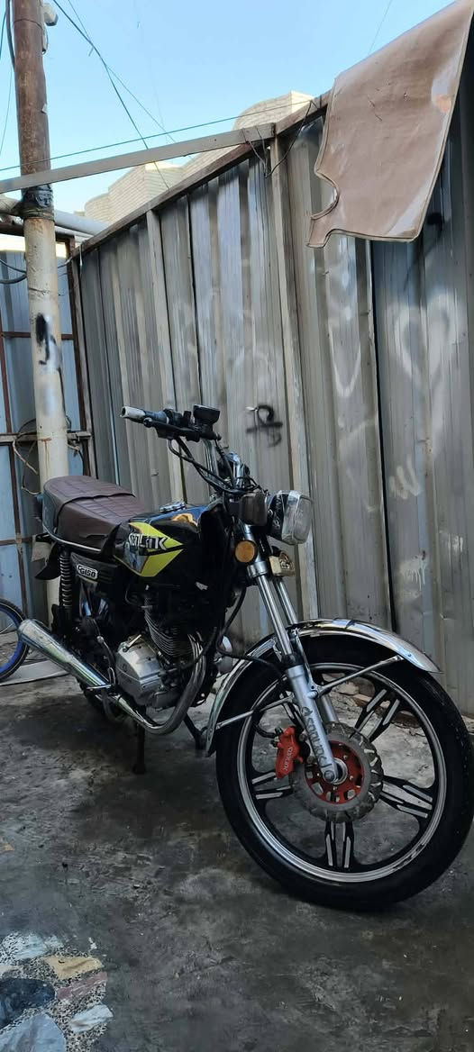 دراجه سيفان موديل 2022 دراجه متروكه ابيعها على وضعها طافيه..250  اوراقها كاملة مكانها بغداد الشعب .***********
