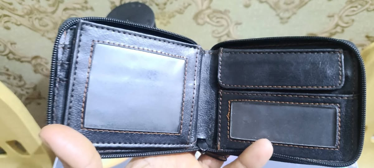 محفضه مال باله استخدام قليل جلد اسود سعر 15 مع توصيل


**إذا كنت صاحب هذا الإعلان وتريد حذفه لأي سبب، رجاءا أرسل رسالة إلى الدعم الفني**