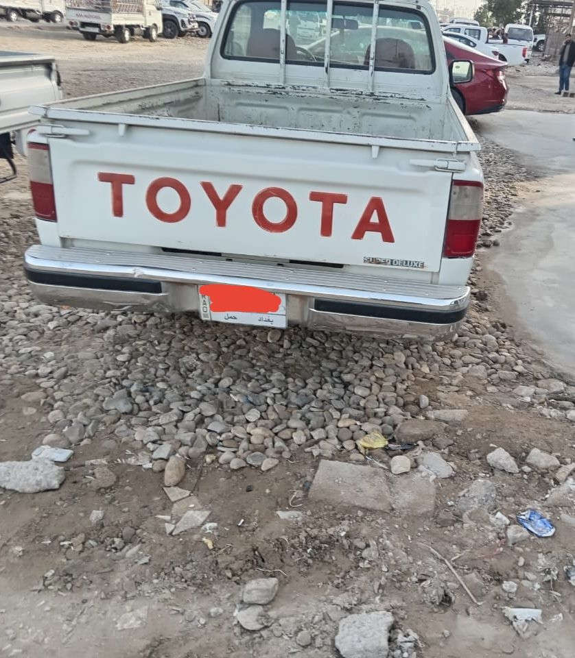 السلام عليكم بيكم تيوتا 2001رقم بغداد الماني شرط تحويل سنويه 29محرك كير اكسل جدد تخم تاير جديد كهربياتها كلها شغاله تبريد ثلج ويه السويج السياره مكفوله لاضربه ولاصبع كلش نضيفه وجاهزه ترايك وين مجان السعر 95وبيه مجال لطيبين مكاني واسط الصويره ***********
