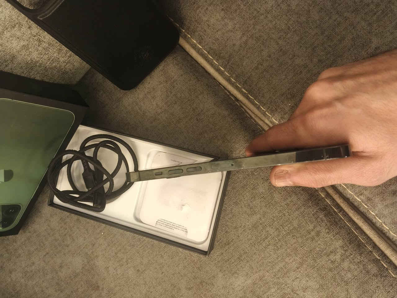 ‏السلام عليكم ايفون 13 برو ماكس للبيع
‏ذاكره 256
‏بطاريه 100 مستبدله احسن نوعيه بلسوك وبيه ضمان
‏جهاز بي فقط هذا الفطر الي بلضهر كامل ملحقات مكفول من اي عطل السعر 500 وبي مجال كلش بسيط مكاني بغداد العطيفيه
‏*********** وتساب
‏***********
