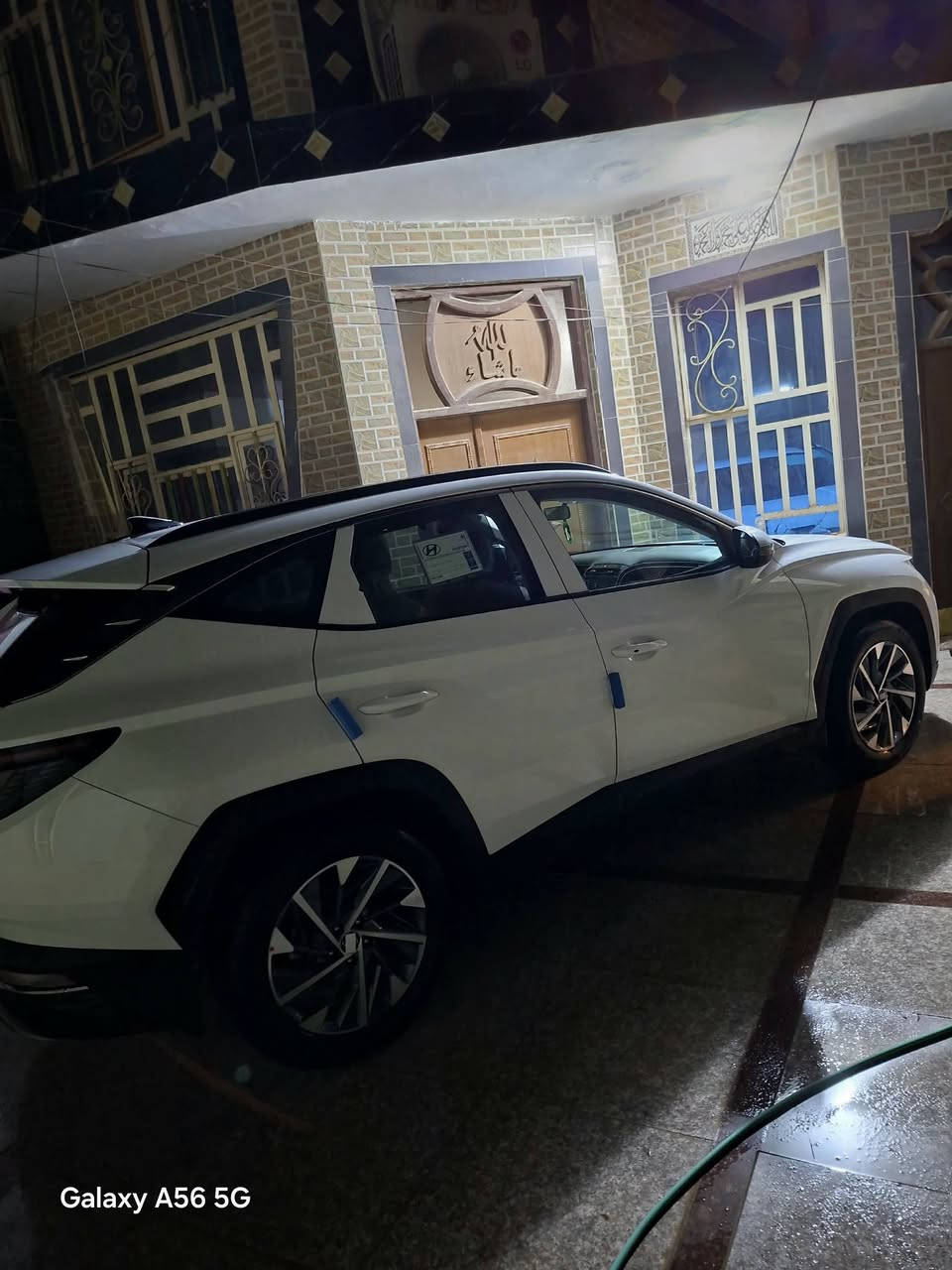 هونداي توسان موديل 2024 خليجي محرك 2000 مكفولة كفالة عامة ماشية 12الف رقم بغداد بأسمي  للأستفسار عن السعر  الاتصال على الرقم *********** يوجد واتس اب ايضا.
