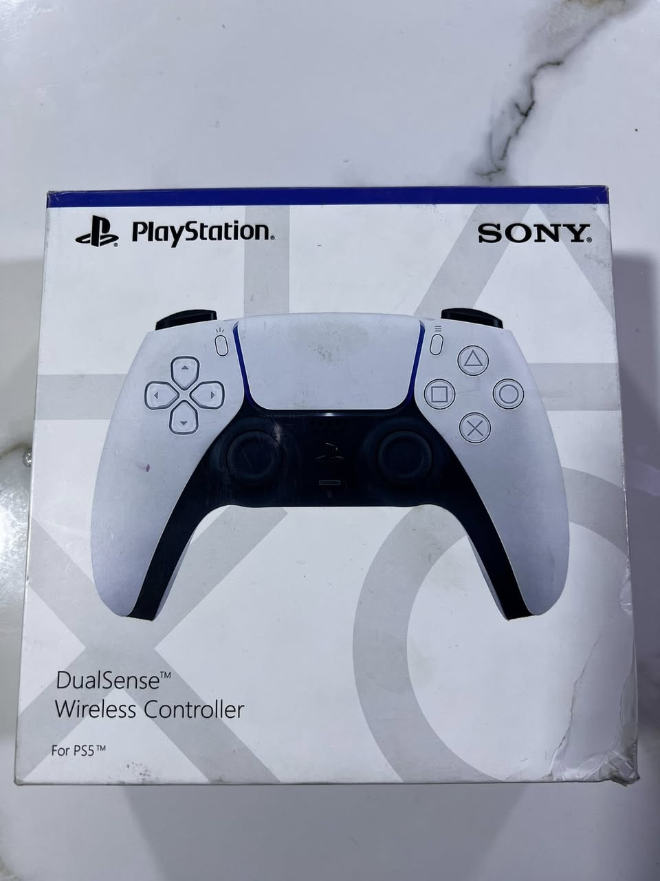 جوستك بلي 5 اصلي ما مستخدم قليل سعره 70 الف وبي مجال بسيط الرقم : *********** العنوان: شهداء البياع
