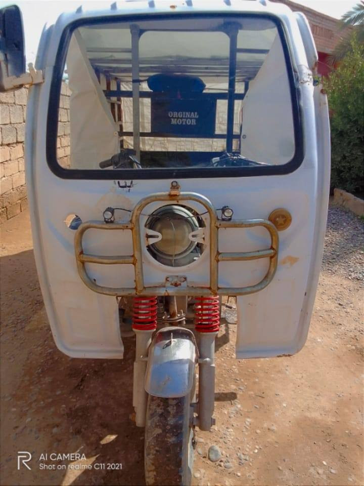 السلام عليكم
يوجد ستوته بعيرة للبيع 
 كهربائيات كلها شغالة
بيها منافيس
للاستفسار الاتصال على الرقم التالي
***********
