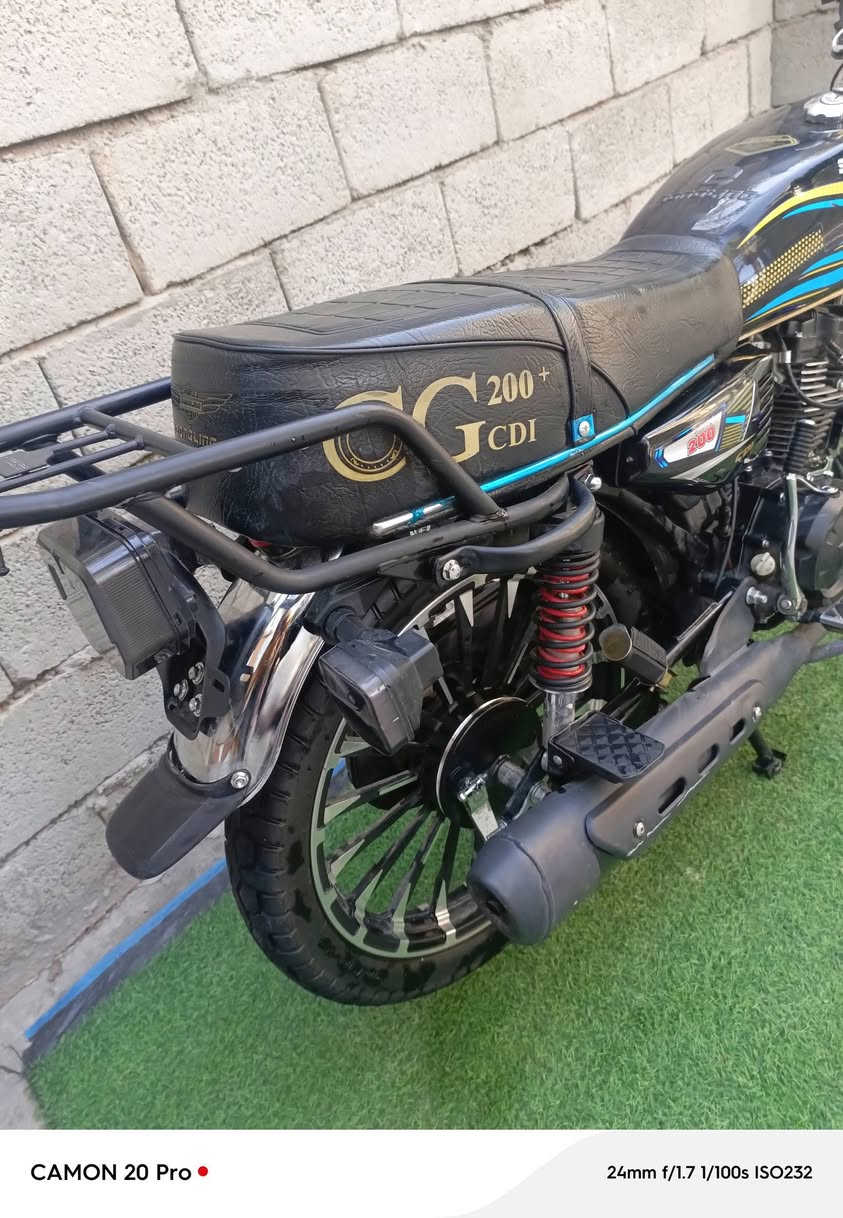 سلام عليكم 
 سيفان موديل 2026🖤
مكفوله كفالة عامة محࢪك 200ccبصمات سويجات كاملة
اوراق كارتونية كاملة مابيهة برغي نقص   
مكاني ديالى بعقوبة جسࢪ خرنابات 
عاࢪضهة 790وبيهة مجال 
*********** شراي تصل ودلل
