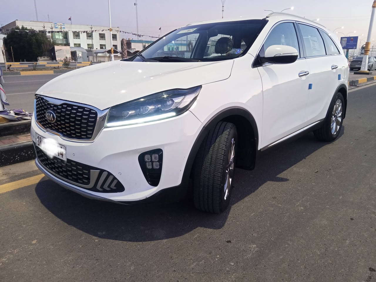 سلام عليكم ( بيع او مراوس)سياره نوع سورنتو موديل 2019خليجي فول بصمه شاشه كامره حساسات امامي خلفي  تحكم ستيرن جهتين شاير مري مري شفط كشنات كهرباي جلد مانع نزلاق مثبا ت سرعه خمسه ويل كب كشاف زنون 6ستندر 7راكب 3قطع تبريد جنطه كهرباي كفاله كير مكينه حداديه تخم تاير تبريد ( كفاله عامه من ضربه او تبديل او صبغ او بارد او فتح ) العنوان السماوه السعر 250 وبيها مجال للطيبين رقم *********** الهاتف
