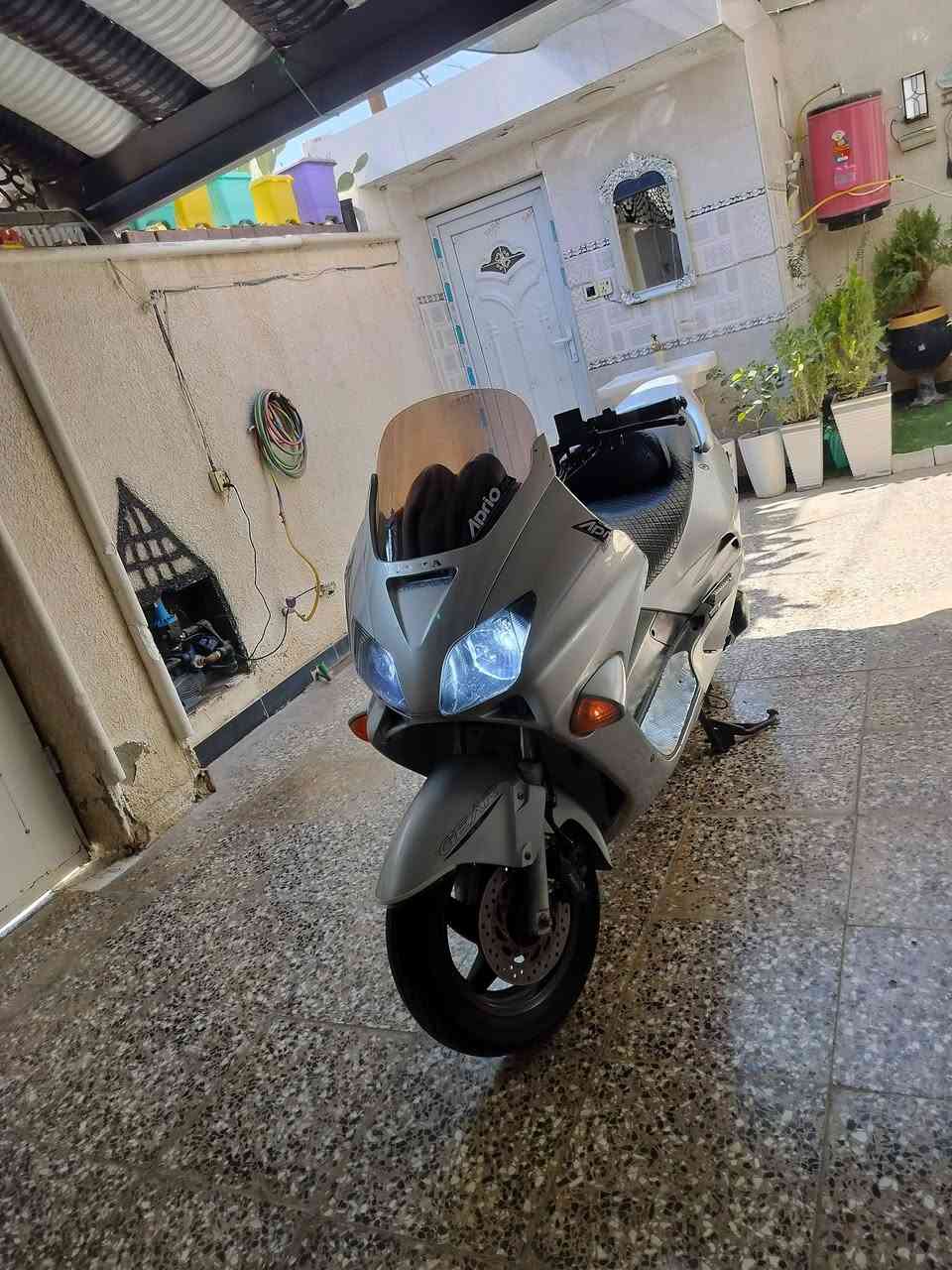 سلام عليكم فورزه 6/0 لؤن سلفر  بلادي  استيرن رياضي  دؤسات نيكل
استاند حساس لايت زنؤن 
كهربايات كيجات كلهه شغاله 
مكينه اكلجات مكفؤله طستهه ناعمه نكره باي ؤقت حماؤه نص ثابته شلعه ؤمعدل فؤل 
اؤراق كامله دراجه جاهزه بدؤن نقص سعرهه 700شراي اتصل عرقم ؤتدلل ***********
