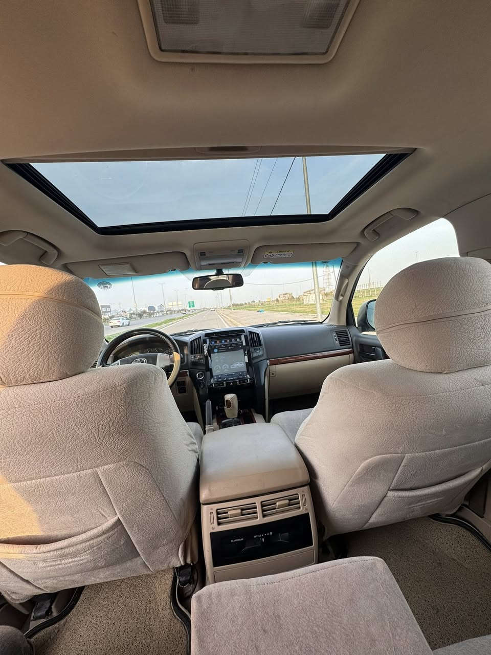 لاندكروز2013 بريم
المواصفات معروفة 
فتحة 
كشنات جلد 
٦سلندر 
كشن كهرباء 
انارة داخلية
ماشية 196Km
وباقي مواصفات الاندكروز معروضة
السيارة كفالة عامة  
عدا بارد شي قليل 
للاستفسار ***********
مكان السيارة كركوك
السعر ٣٧٥
