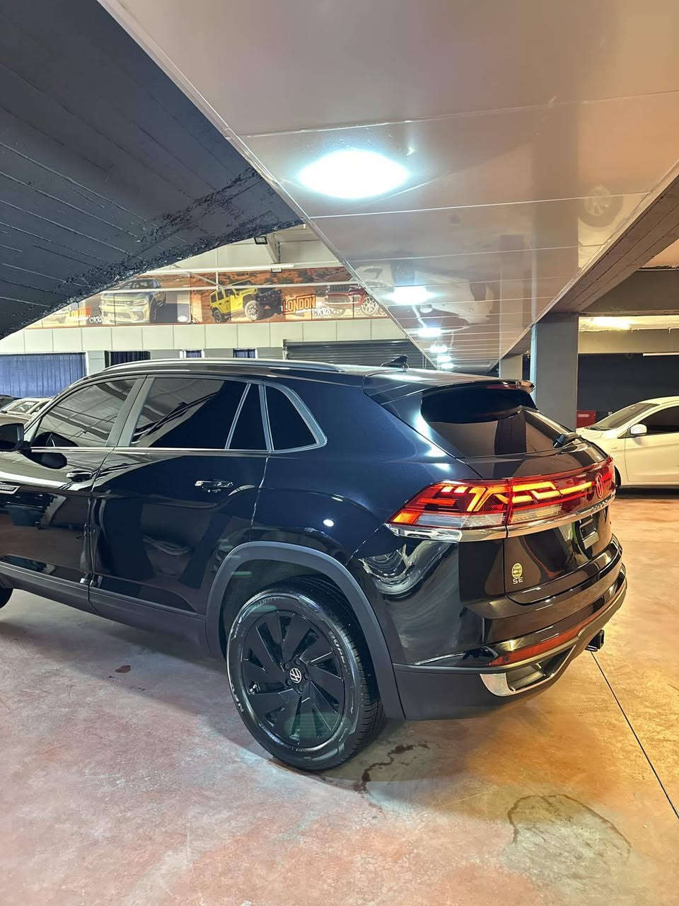 ڤۆڵگسواگن ئەتڵەس کرۆس سپۆرت 2024 مواسەفات SE 4mation  
دەبڵ اکسل
پانۆڕاما
شاشە گەورە گێچ ئەلکترۆنی
کوشن جڵد و کارەبا و هیتەر
بەسمە و شەخال
سنوق شەفت 
زۆر مواسەفاتی تر 
سەیارەکە تازە و جوان  و بێ کێشەیە 
کاتییە و ٢ مانگی لەگەڵە
هەموو گیانی بەشەرت 
چاملخ و نیو بۆنیتی بۆیاخە بێ ناو گرتن 
بەس ئێرباگی سوکانی تەقیوە 

سـعـر : لە کۆمێنت داوابکە ڕاستەوخۆ بۆت دێت 📥 

گێر و مەکیەنەی بەشەرت 
هیچ کێشەیەکی تێدا نییە 

ژمارەی خاوەنەکەی 
***********
