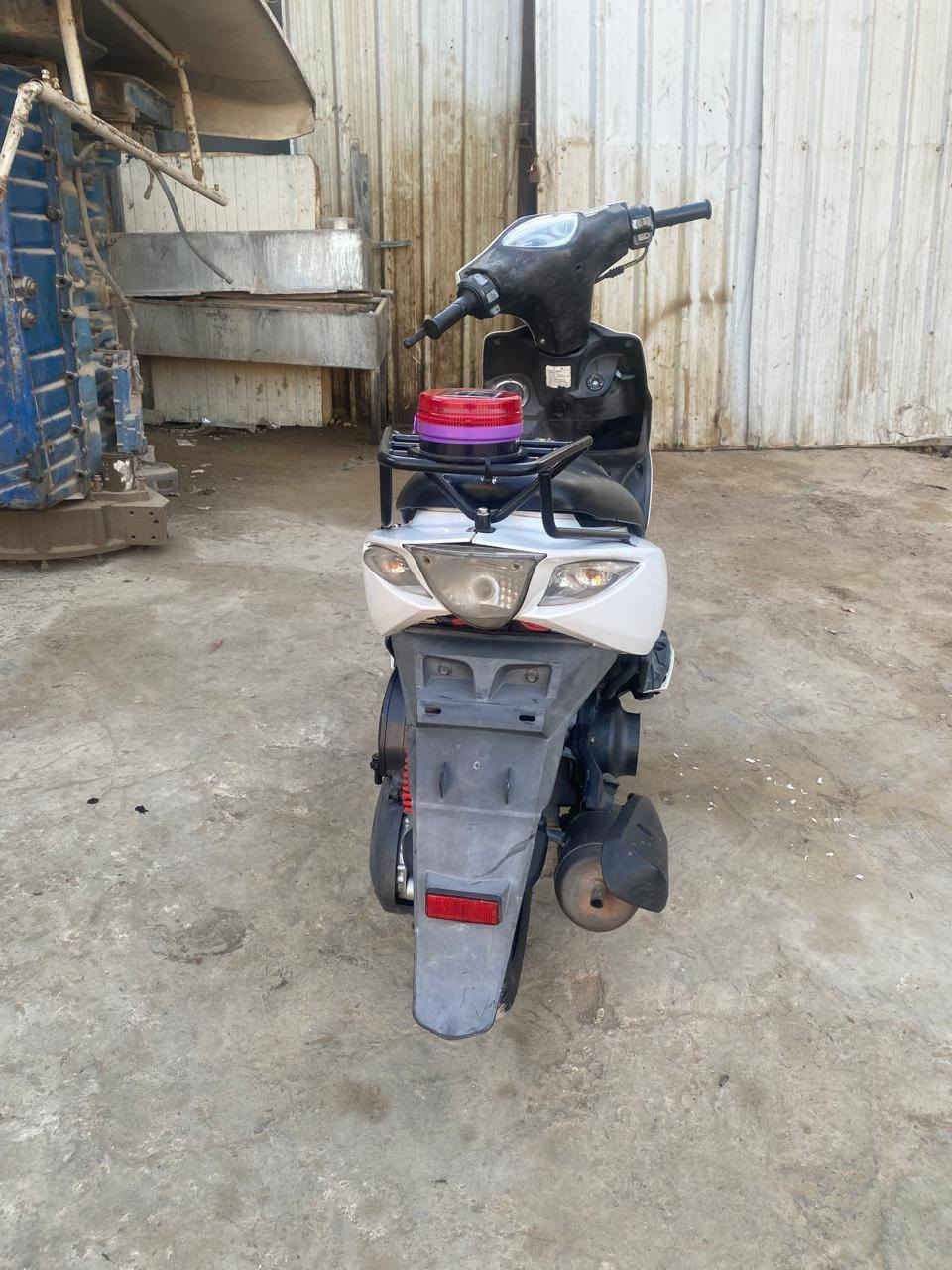 سلام عليكم ماكس مضلع رمبة دراجة جديدة بحالة الوكالة
مكفولة من كلشي
كلها مختمة ومطابقة وية المكينة
مكاني بغداد الدورة


**إذا كنت صاحب هذا الإعلان وتريد حذفه لأي سبب، رجاءا أرسل رسالة إلى الدعم الفني**