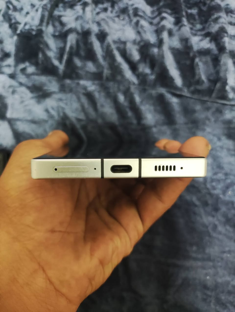 نوبيا Z60 ultra بوضع الوكالة 
مواصفاته معروفة
نسخه عالمية ذاكره ٢٥٦ 
رام ١٢+١٢
معالج سناب دراكون ٨ جين ٣
شاشة اموليد ٨.٦.  ١٢٠ فريم
بطارية ٦٠٠٠ شاحن 80 واط
كامرات عملاقة بالتصوير ٥٠+٦٤+٥٠
كامرا امامية مخفية تحت الشاشة
بيع او مراوس مكاني بغداد زعفرانية


**إذا كنت صاحب هذا الإعلان وتريد حذفه لأي سبب، رجاءا أرسل رسالة إلى الدعم الفني**