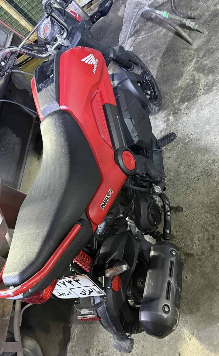 السلام عليكم 
درجه هوندا البيع
ماشيه 12الف 
رقم السنوية 
اوتماتيك مو كير 
مكاني بغداد الأعظمية 
***********
