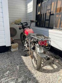 ايراني سيفان دراجة شغاله مابيه شي عوزهة ميزانيه فقط كهربايات شغاله سعر...