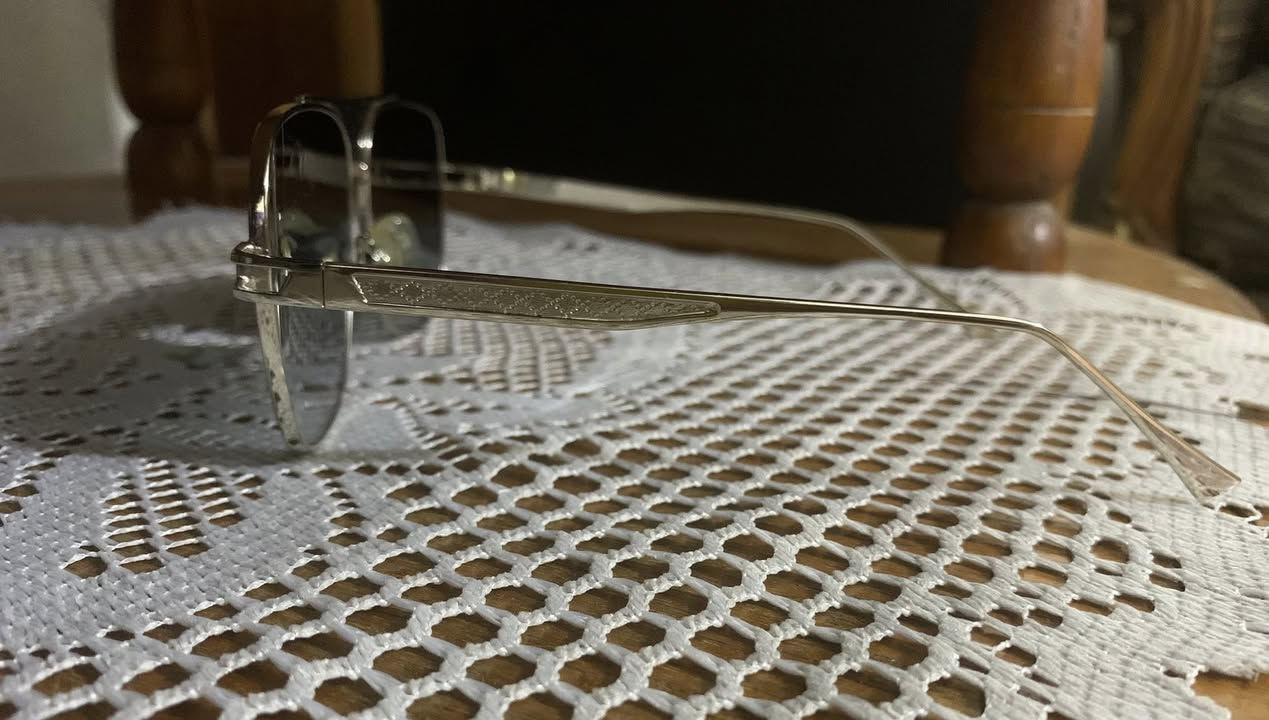 مناظر شمسة ماركة 88Sunglasses 
قطعتين 2 للبيع
للاستفسار والطلب يرجى التواصل خاص.


**إذا كنت صاحب هذا الإعلان وتريد حذفه لأي سبب، رجاءا أرسل رسالة إلى الدعم الفني**