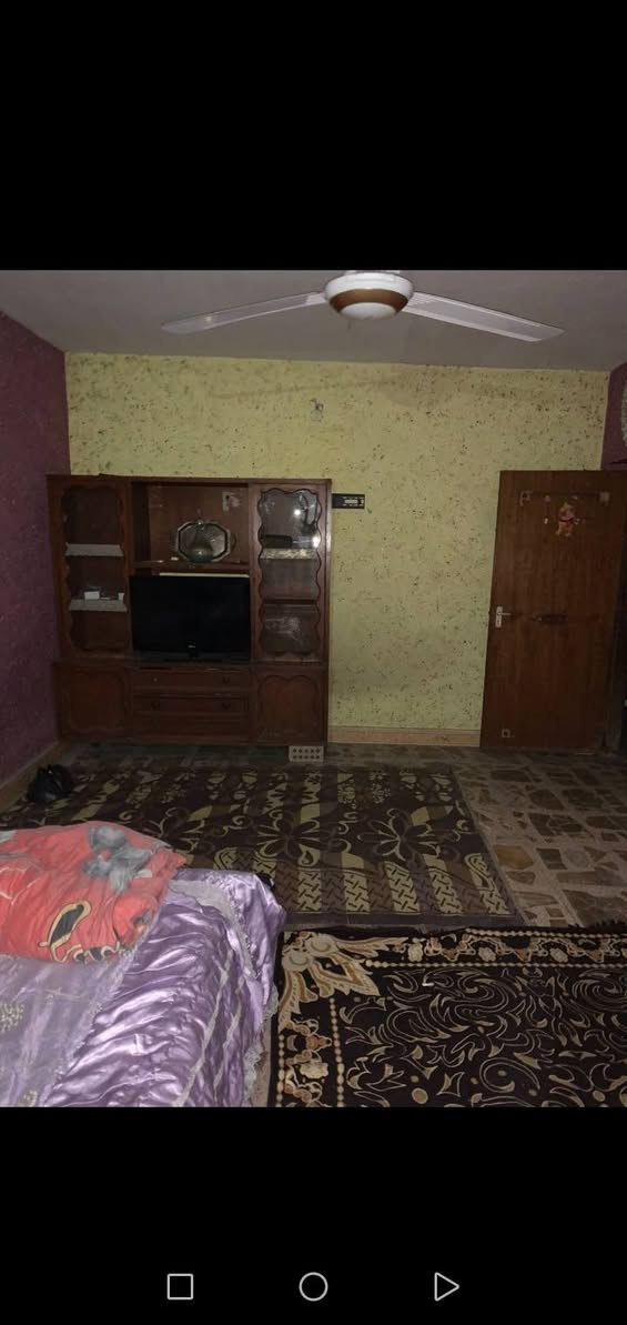 بيت للايجار
نهايت شارع كهرباء قرب حسينية الزهراء
مساحته 150 متر طابقين
استقبال
5 غرف نوم
صاله
مطبخ
صحيات
بيتونه وسطح
( اجاره 400 الف)
***********
ابو علي الركابي
