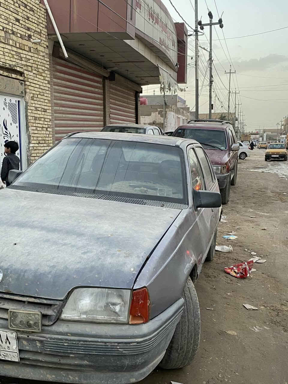 السعر ١٦ ورقه وبيه مجال بيع مستعجل
سلام عليكم سيارة اوبل كاديت

موديل 1992 كير مكينه وحداديه تايرات 

السياره حلوة السعر ١٦ ورقة وبيه مجال 

المكان الديوانيه حي الصدر الثاني 

للستفسار ***********

***********
