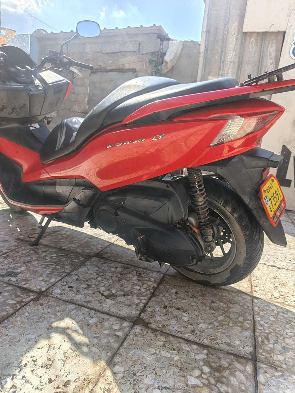 سلام عليكم 012 سعر ميلون 600الف وبيه مجال بصيط حق جيه بغداد نهروان نتصل ‏‪***********‬‏‏
