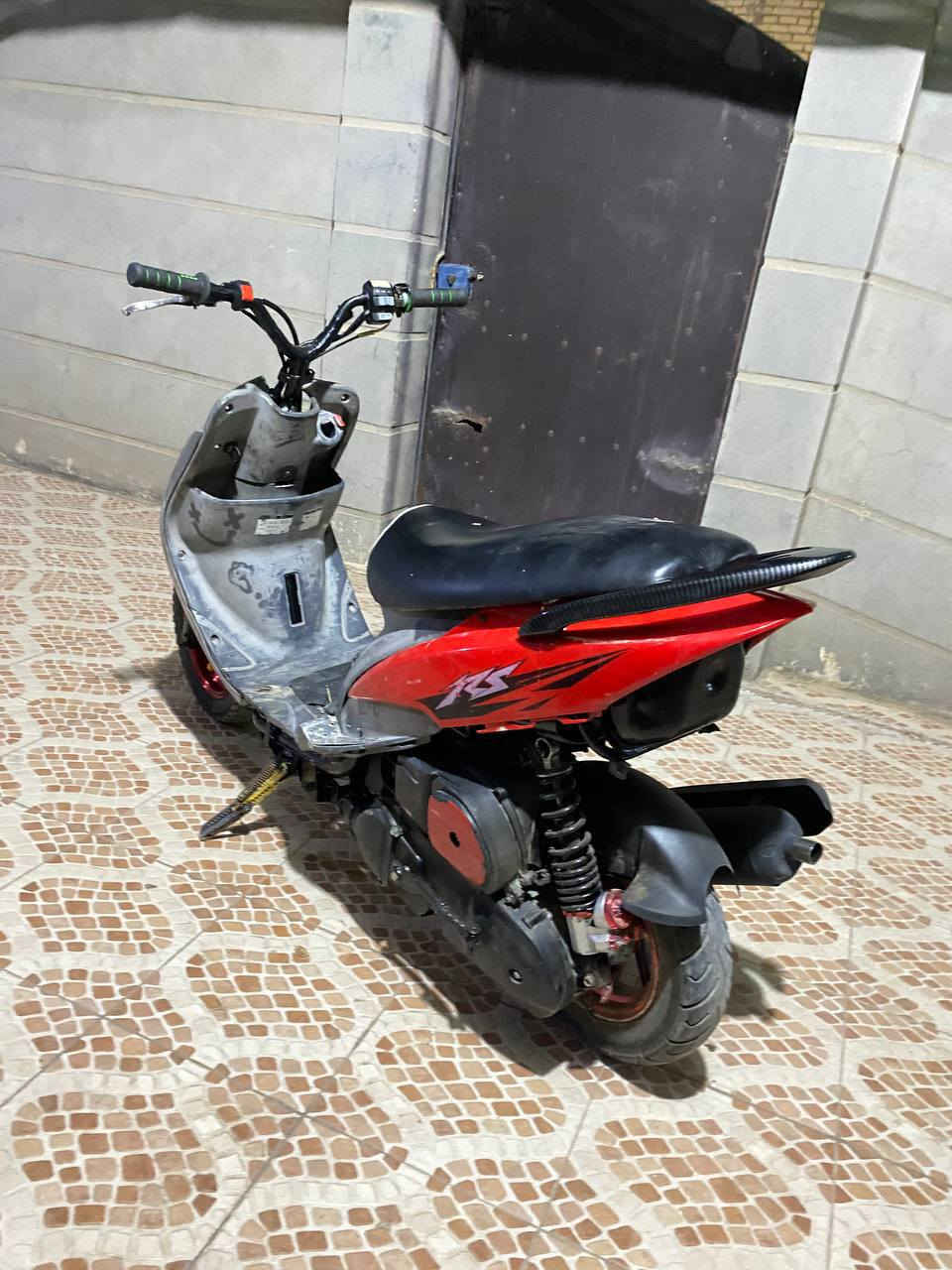 ماكس للبيع مكينه مجفت بعده سحك بستم وولفات  كلجات امامي وخلفي جدد قايش وبنز جديد  سلف وشخاطة وملف جدد سبايدر  صبغ شاصي جديد بيه مشكله بلشحن تكعد باتري وتطفة سعرها 275 وبيه مجال مكاني عزيزية***********
