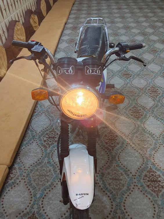 دايون عضم موديل 18مكينه 21 اوراق أصولي السعر750التواصل***********
