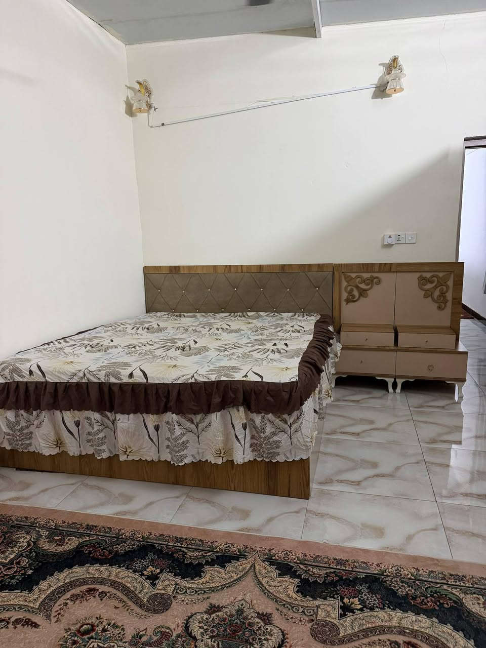 غرفه نوم تركي ست قطع
مستعمله ست اشهر 
كنتور مترين وعشرين 
بيبان سلايد 
سرير مخزن 
السعر 400
تواصل خاص 
ابتسامة نقية 🦋🦋🦋


**إذا كنت صاحب هذا الإعلان وتريد حذفه لأي سبب، رجاءا أرسل رسالة إلى الدعم الفني**