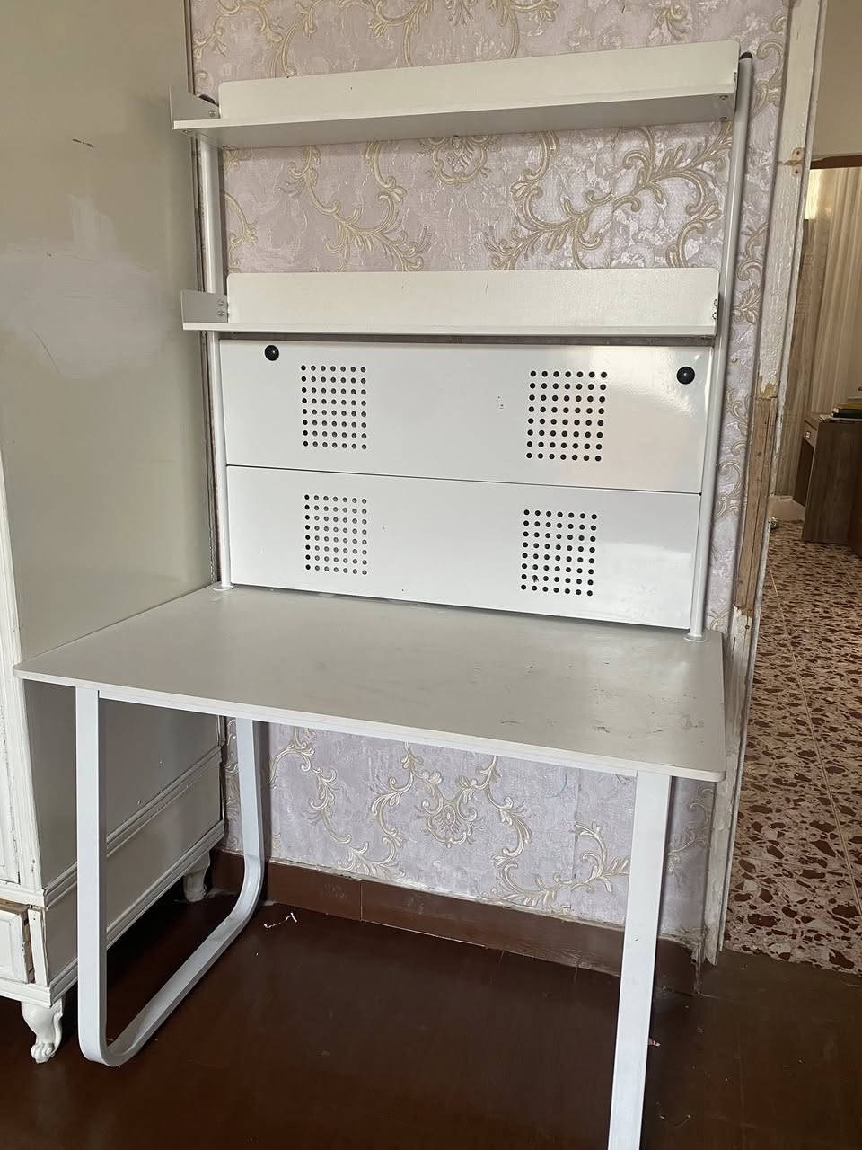 ميز دراسه خشب وحديد سعر ١٠٠وبي مجال.


**إذا كنت صاحب هذا الإعلان وتريد حذفه لأي سبب، رجاءا أرسل رسالة إلى الدعم الفني**