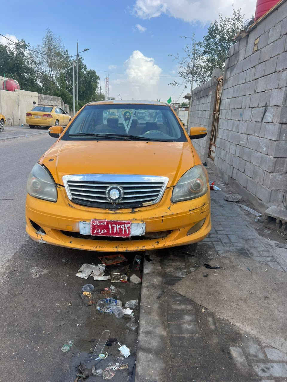 جيلي موبل موديل 12 السياره ما ندل راعيى
المكينه شغاله لكير بس لبك ما يجي 
السعر 10


**إذا كنت صاحب هذا الإعلان وتريد حذفه لأي سبب، رجاءا أرسل رسالة إلى الدعم الفني**