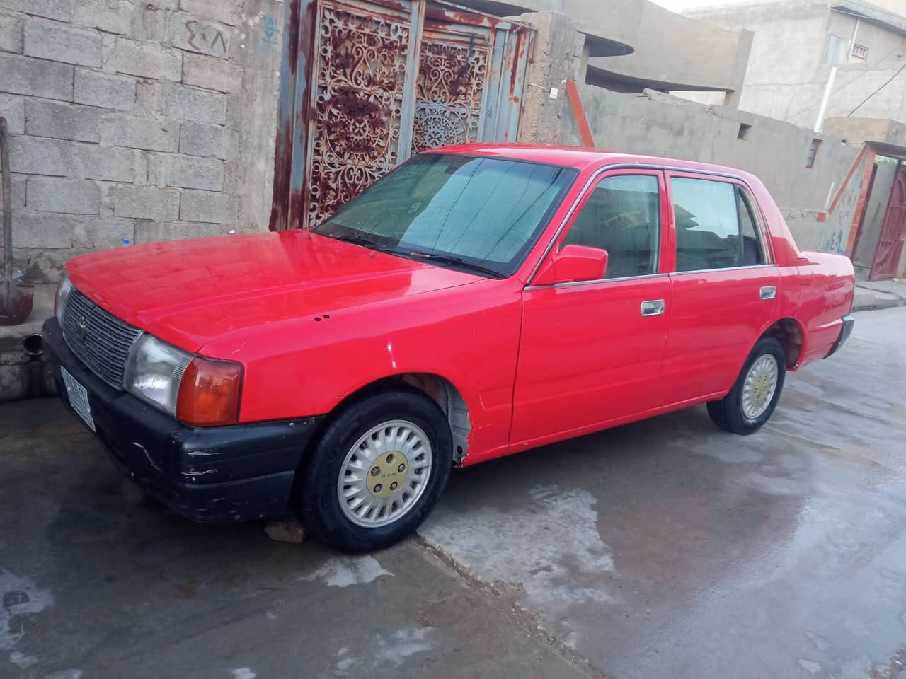 من رخصة مدير الكروب سياره سيدان كراون موديل 1990كيرومكينه شرط مال بطه الوكاله والتحويل رقم صلاح الدين السعر 30وبيها مجال ***********
