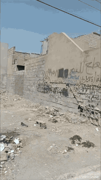 بسم الله الرحمن الرحيم // 
قطعه ارض مساحتها 150 متر الواجهه 10 والنزال 15 بأسم شخص واحد ..ثاني فرع من الشارع العام ..شارع عريض مقابل اعداديه الرواد للبنين حي الاسرى كركوك //السعر وباقي التفاصيل يرجى الاتصال على الرقم التالي ***********
