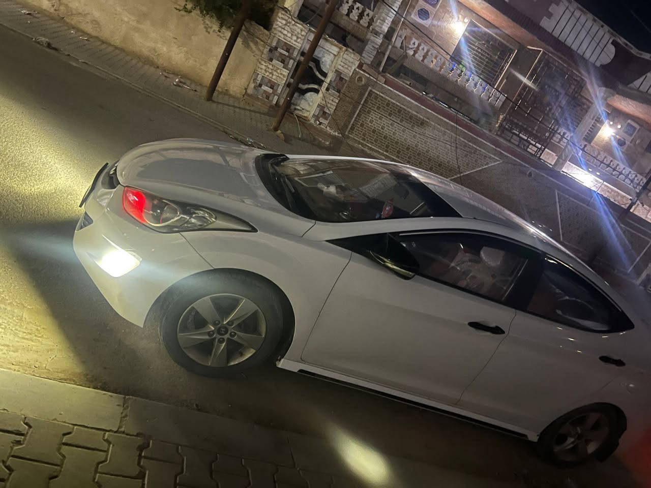 السلام عليكم النتراء 2011 شكل 12خليجي
محرك 1800 كير محرك شرط 

بيهة باب السايق صبغ والجاملغ الامامي مبدل والخلفي بارد 

رقم اربيل انكليزي سنويه 2030

مكان نجف حي العسكري 

***********
