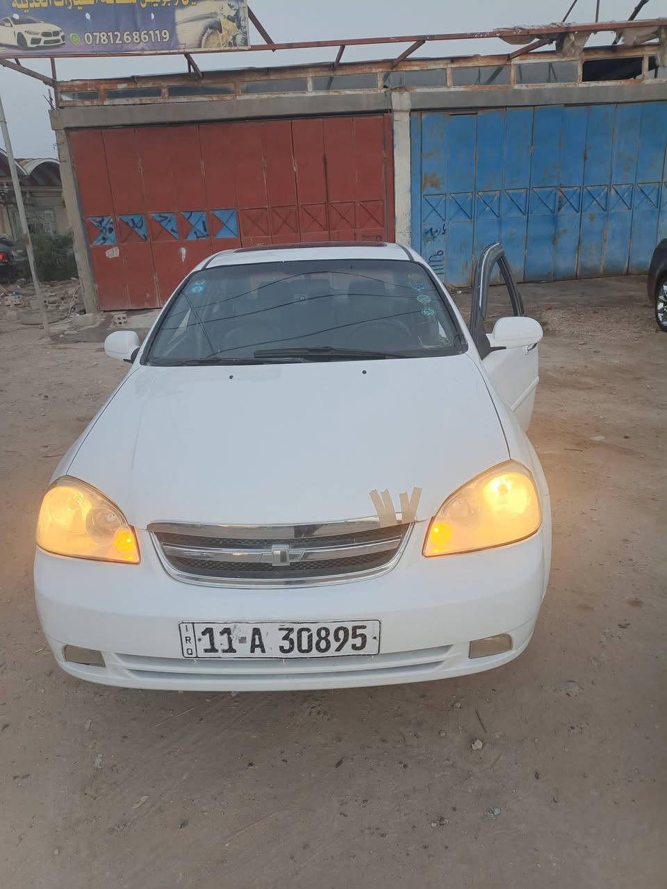 السلام عليكم  بيع او مراوس فورنزا سوزوكي 2005 بيها تبديل  جاملغ  امامي فقط بدون دواخل كير محرك تبريد حداديه تخم تاير لايت وبلاجكتور زنون رقم بغداد دولي بسمي جاهزه من كلشي مكاني نجف السعر 50 اي استفسار اتصل  رقمي ***********
