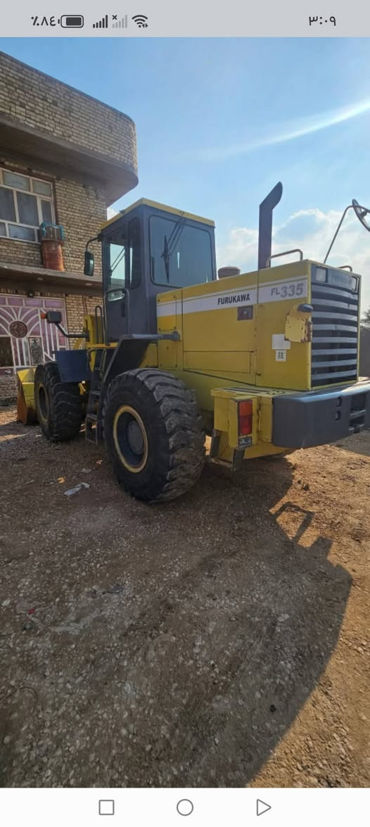 للبيع مكينه فركاوه حجم 335محرك نيسان مكفول كفاله كير ومحرك حداديه شركه موديل 2015العنوان السماوة *********** السعر 275
