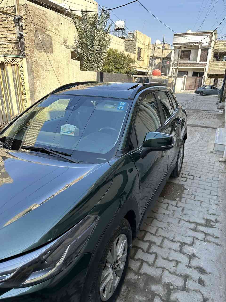 السلام عليكم🤍
تيوتا كروز موديل 22
اللون زيتوني محرك 2000
ماشيه 33 mi 
مواصفات le معروفه فول مواصفات عدا الكشنات 
ضربتها صبغ بنيد ودعاميه وبارد جاملغ الامامي الايمن 
عارضها ب165 وبيها مجال بسيط
مكاني بغداد ***********
