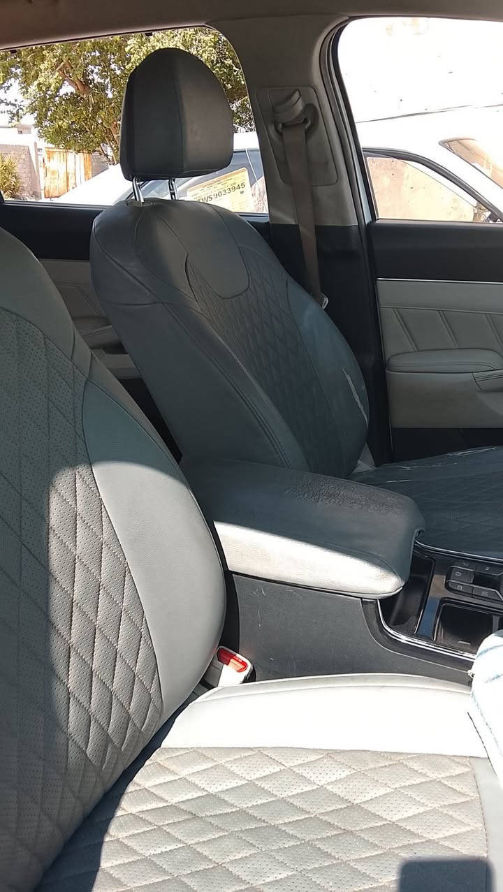 السلام عليكم سياره كيا سورنتو موليد 2023  سياره بسمي تحويل ثاني يوم رقم بغداد انكليزي سعره 280 وبيه مجال  مكان الانبار الكرمه موجود على خاص


**إذا كنت صاحب هذا الإعلان وتريد حذفه لأي سبب، رجاءا أرسل رسالة إلى الدعم الفني**