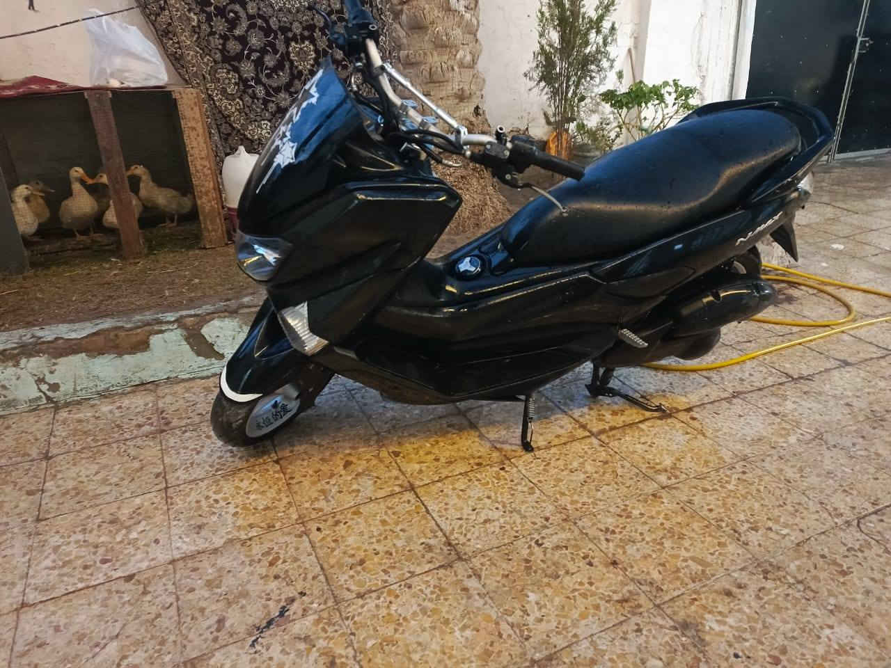 سلام عليكم دراجه أن ماكس موديل 2017 دراجه مبدل بيه بس بوشه بلادي مال اخته دراجه ناعمه ايي نقص ما بيه ستيرن رياضي صالنصه رياضي مكانه نجف سعره 14 وبيه مجال حق جيه تواصل واتساب  ***********
