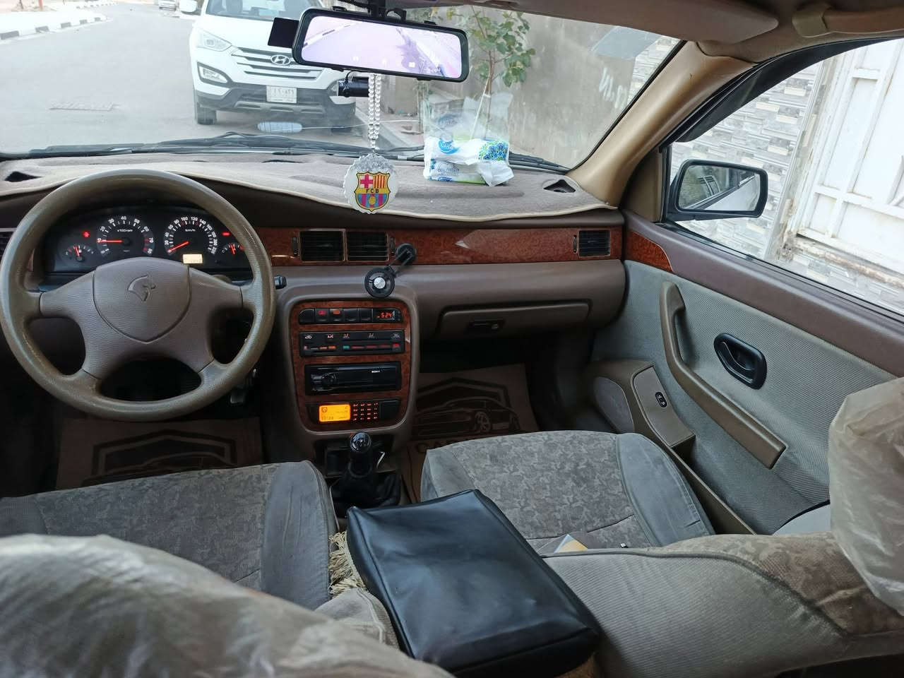 السلام عليكم 
سمند 2011 ناطق رقم كربلاء بسمي 
السيارة جاهزة من الالف للياء مايحتاج اكلك هيج بيها وهيج 
عليها ادامه كامله كير مكينه تبريد حدادية دواخل كلها جديدة مابيه نقص ابرة ترايك للبصرة شرط
 الصبغ الله شاهد اني ماعرف بي بس حسب الي اعرفة بيها باب الي ورا باب الصدر والبنيد وبعد بكيق المشتري وين ميعجبه يفحص يريد سونار بكيف بلي يعجبه 
السعر 45 وبيها مجال جدا بسيط 
مكاني كربلاء ***********
