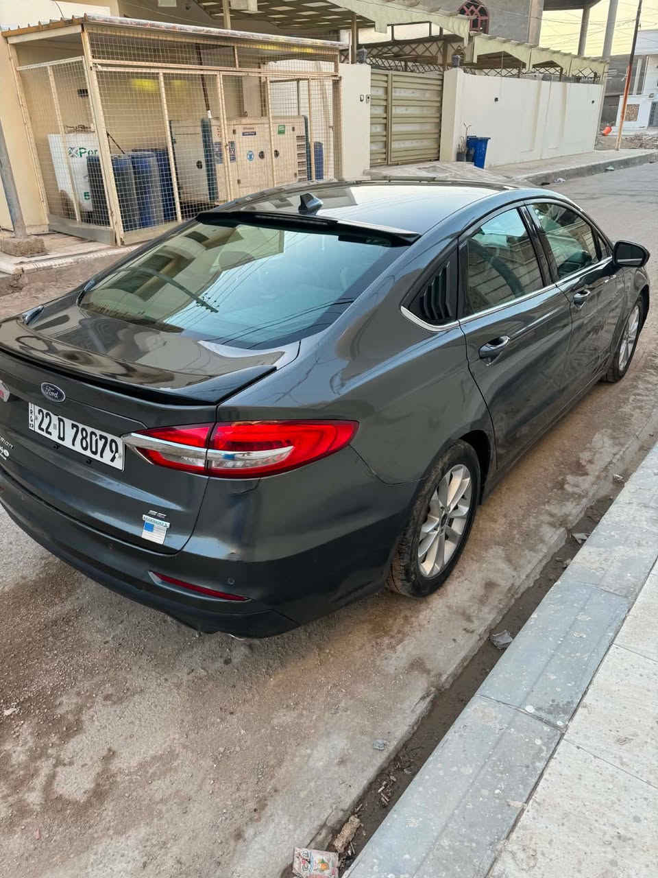 السلام عليكم
*فورد فيوجن 2020 
*1.5 تيربو فئة se
السيارة ماشية ٧٤ ميل 
السياره مسويلها ادامه جاهزه 
صدر امامي جديد 
ضرر فقط جاملغ خلفي صبغ 

السعر ١١٠ 
مكاني بغداد 
للاستفسار ***********

مواصفات السياره 
لايتات زينون عالي ناصي 
‏•LED نهاري
•رادار امامي 
•محافظة على المسار 
•نقطة عمياء متفاعلة
•رادار جانبي 
•مثبت سرعة تفاعلي
•كود باب + كود صندوك 
•حساسات خلفية
•رادارات خلفية
•كامرة خلفية دوارة
•ويل حجم 17
•حساس اطارات
•فول تحكم ستيرن
•كرسي السائق كهرباء
•تبريد قطعتين امامي + خلفي
•تبريد مناخين  
•كير ماوس
•كير 6 نمر 
•دبل ثكيل L
•هاندبريك بصمة
•اوتو لايت 
•شاشة كبيرة سوني حجم 8 انج(sync 3)
•ابل كار بلي + اندرويد اوتو 
•بوصلة
•نظام الملاحة GPS
•سماعات عدد 8 
•مايك داخلي عدد 5
•مرايا تعتيم ذاتي 
•اواكس + USB 
*داش كام 
وبعد هواي موصافات
