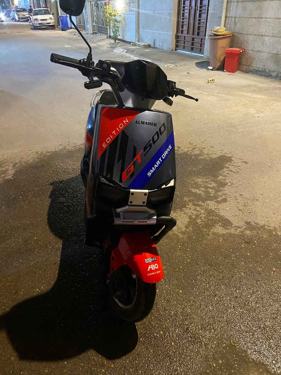 دراجة ماتركس ماكس بيها نظام بك بيها انذار بيها بصمة بيها منفذ شحن دراجه كاملة المواصفات سرعتها 60 حقيقي مية ب المية ست بطاريات اصلية مال شركة المسافه 65 حقيقي مية ب المية وشرط ع التجربة بيها 3 سرع سعرها طبلي خاص واتفاهم وياك بي وسهله وبيها مجال للطيبين والشراية الرقم *********** وبيكم خير وتدللون .
