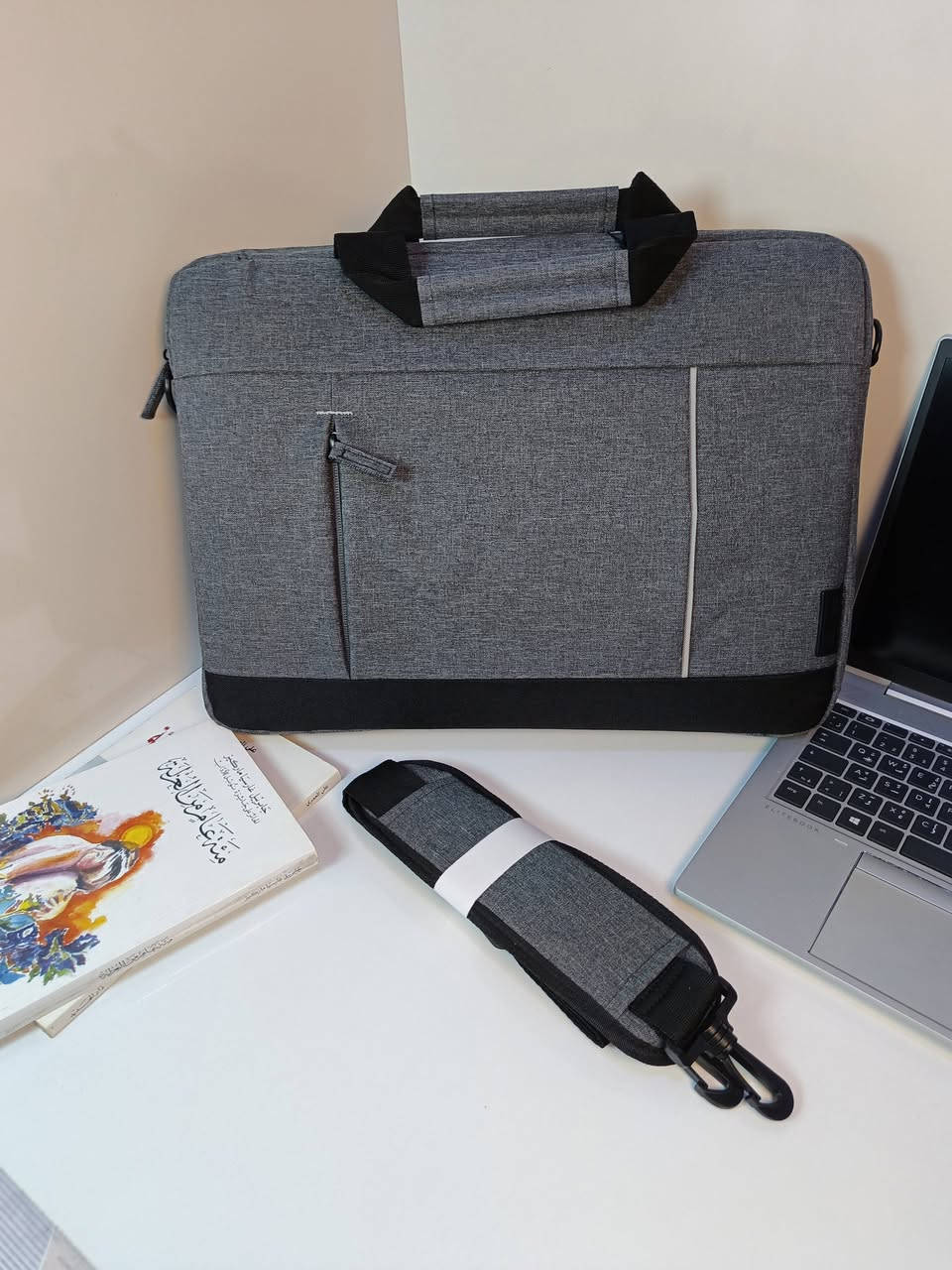 حقائب لابتوب مديلات راقية
💰 السعر: علق بأي كلمة ويوصلك السعر فوراً على الخاص 😍

📲 للطلب والاستفسار: راسلونا واتساب
📞 ***********
🔗 رابط واتساب مباشر:
https://wa.me/message/TCU747EP3YNBG1
🚚 توصيل سريع لكل محافظات العراق 🇮🇶 فقط بـ 5,000 دينار

✨ لا تفوّت الفرصة… الكمية محدودة ✨

-------------—----—————
#جنطة_لابتوب #لابتوب #لابتوب_عراقي
جنطة لابتوب، حقيبة لابتوب

