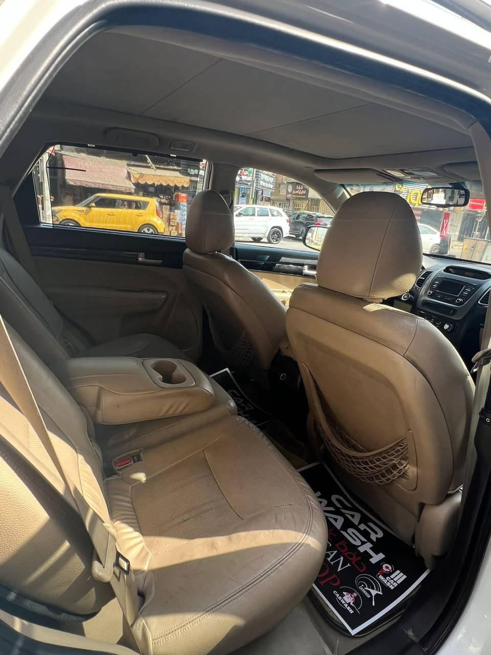 س ع سورنتو موديل ١٤ خليجي فول مواصفات السياره مكفوله عدى على كد شبر بالباب الخلفي فقط وتعديل بارد بالجاملغ الامامي والسياره مواصفاته معروفه واهوايه سعره ١٦٣ وبيه مجال للشراي ماشيه ١٨٩ حقيقي للاتصال ***********  رقمه بغداد وباسمي مكاني بغداد الاعظميه
