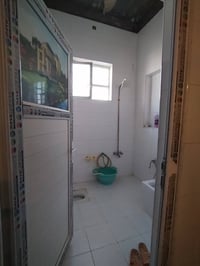 طريق يا حسين • ٦٠٠م • ركن ع شارعين