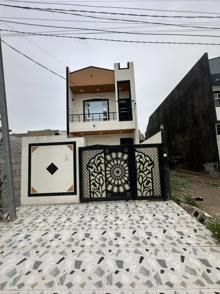 سلام عليكم للبيع طابو صرف مساحته ١٠٠ بال ٥٥ شارع ٢٠ للستفسار ***********  موضح كلشي بالفيديو سعر على الخاص او مراسله وات ساب

