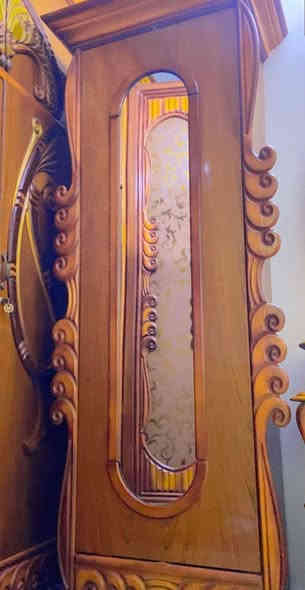 السلام عليكم عرفه نوم صاج نضيفة  للبيع 
السعر مليون دينار  بيها مجال بسيط 
عنوان بغداد حي العامل 
هاتف/*********** . واتساب
