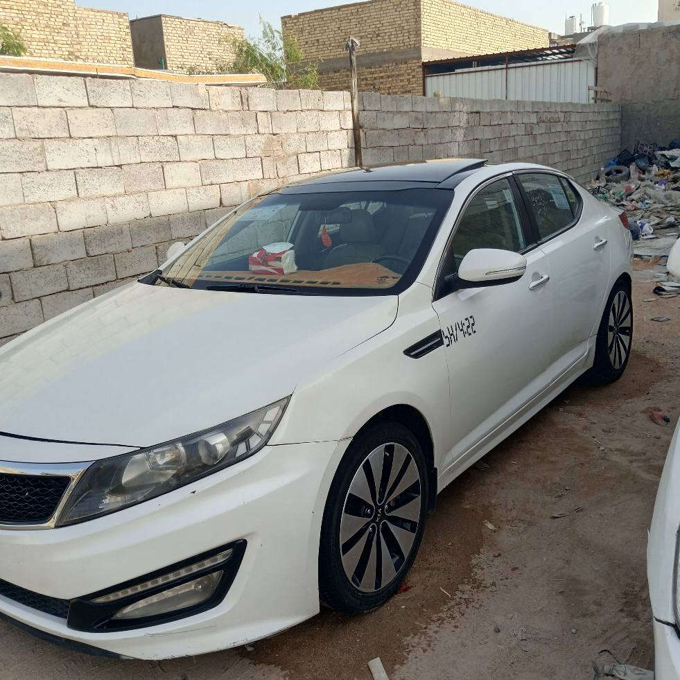 سلام عليكم اقرة التفاصيل اذا تعجبك تعال شوفها واهلا وسهلا بل جميع 
السعر ١٠٠ وبيه مجال
كيا اوبتما 2012 وارد خليجي لون ابيض رقم اربيل بسم كردي سنويه لل2027
سياره كاعده نصبتها حلوه ماشية 200 الف محرك ٢٤٠٠ دوش 
السياره جاهزه محرك وكير مشروطات
تبريد ثلج منضومه جديده حداديه ٨٠٪
كهربائيات كلها تمام /// 
السياره صبغ حزام وبيها ضربات ثنين
وحده بجاملغ الوره شي قليل من الحوض
والثانيه بجاملغ الكدام بيها تصليح بسيط بداية الغد ما واصلة للشواصي
السياره مكفوله من گلبة وتجية وكص وشواصي وعل فحص 
مواصفاته فول VIP أعلى فئة
بانوراما 
بصمات تشغيل وأبواب
كشنات جلد بيجي بلادي / شفتات/ تحكمات ستيرن/ لدات اماميه/ خزن ميموري كشنات كهرباء/ تبريد بيانو/ ثلاجة/ تبريد قطعتين السياره فول للأخير
السعر ١٠٠ وبيه مجال 
مكاني بل نجف
وهذا رقمي ***********
ونعتذر عل اطالة 
تحياتي للجميع حبايب ♥️ النجف, العراق
