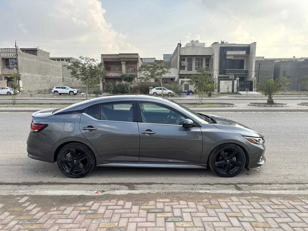 السلام و عليكم نيسان سنترا sr premium ٢٠٢٢ اعلى فئه بسنترا لون نفطي ماشيه 40 الف ميل  سياره كاصها اني واول مالك الها بالعراق حادثها جاملغ خلفي وباب خلف سايق مواصفاتها رادار تفاعلي امامي وخلفي وجانبي ٣٦٠ درجه و 5 كامرات وتوقف ذاتي امامي وخلفي و تدفئ كشن و كراسي الاماميه و فتحه سقف ولايت عدسات اوتو وبعد بيها مواصفات حلوه


**إذا كنت صاحب هذا الإعلان وتريد حذفه لأي سبب، رجاءا أرسل رسالة إلى الدعم الفني**