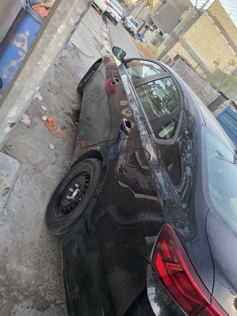 سلام عليكم فورتي موديل 2019 رقم شمالي بيهه قطعتين صبغ فقط مكاني بغداد*********** سعر 113
