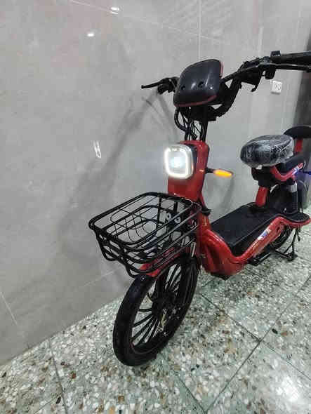 سلام عليكم دراجه حجم 20 نظيفه جدا .
5 بطاريات كبار مال ستوته .
تشغل بصمة .نظام 4 سرع ...
سرعه 85.
اشاره لكزز .السعر 350.
مكاني ابو غريب مجاور مجمع بدور بغداد السكني .
*********** 
*********** متوفر واتساب
