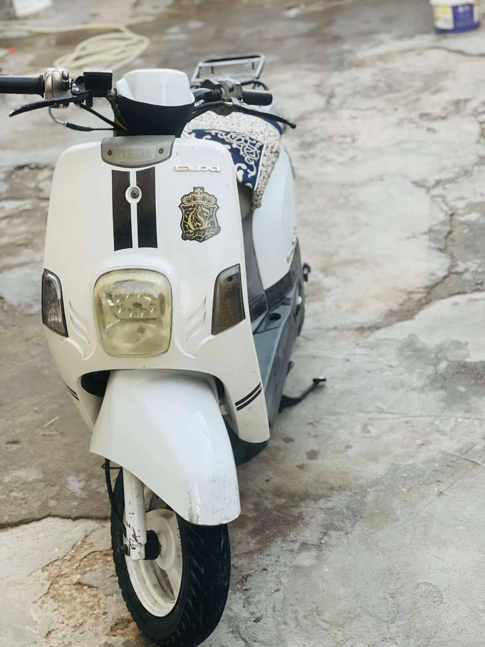 سلام عليكم للبيع بوليسي
محرك ناعم مابي لاتبخير ولاتنيص
دراجه شلعه ومعدل كلش حلو
مابيه اي نقص جاهزه الدراجه 
مكاني كربلاء حي العامل 
السعر 750 وبيه مجال 
الاتصال 
***********
