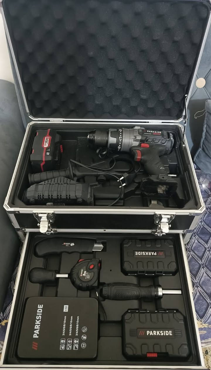 سلام عليكم 
دريل بريك سايد للبيع بعده ما مستخدم 
وكاله سعر 250 معه كامل الملحقات


**إذا كنت صاحب هذا الإعلان وتريد حذفه لأي سبب، رجاءا أرسل رسالة إلى الدعم الفني**